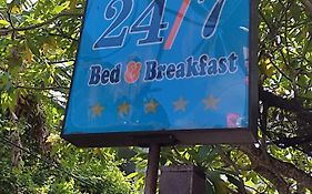 24/7 Bed & Breakfast
